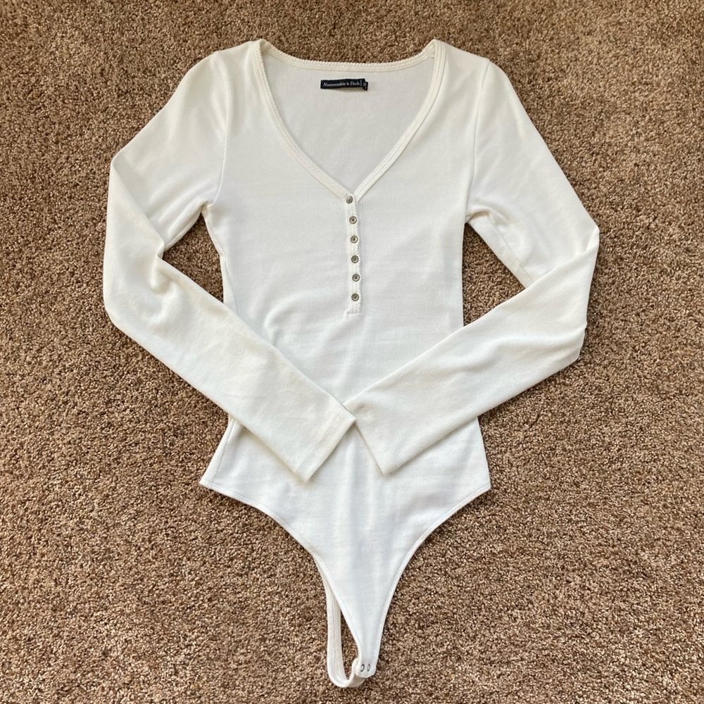 Abercrombie Ribbed Henley V-neck Bodysuit